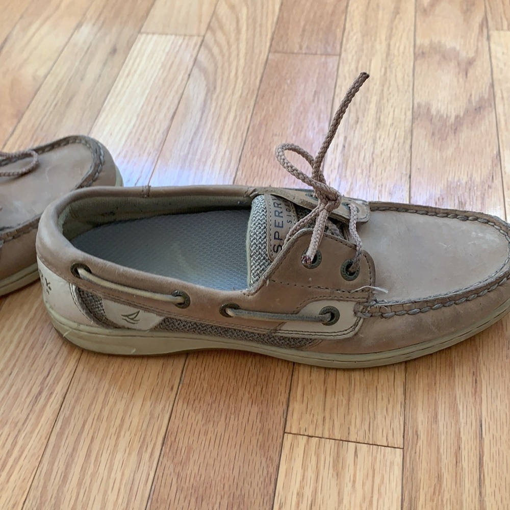 Sperry - Picture 3 of 4